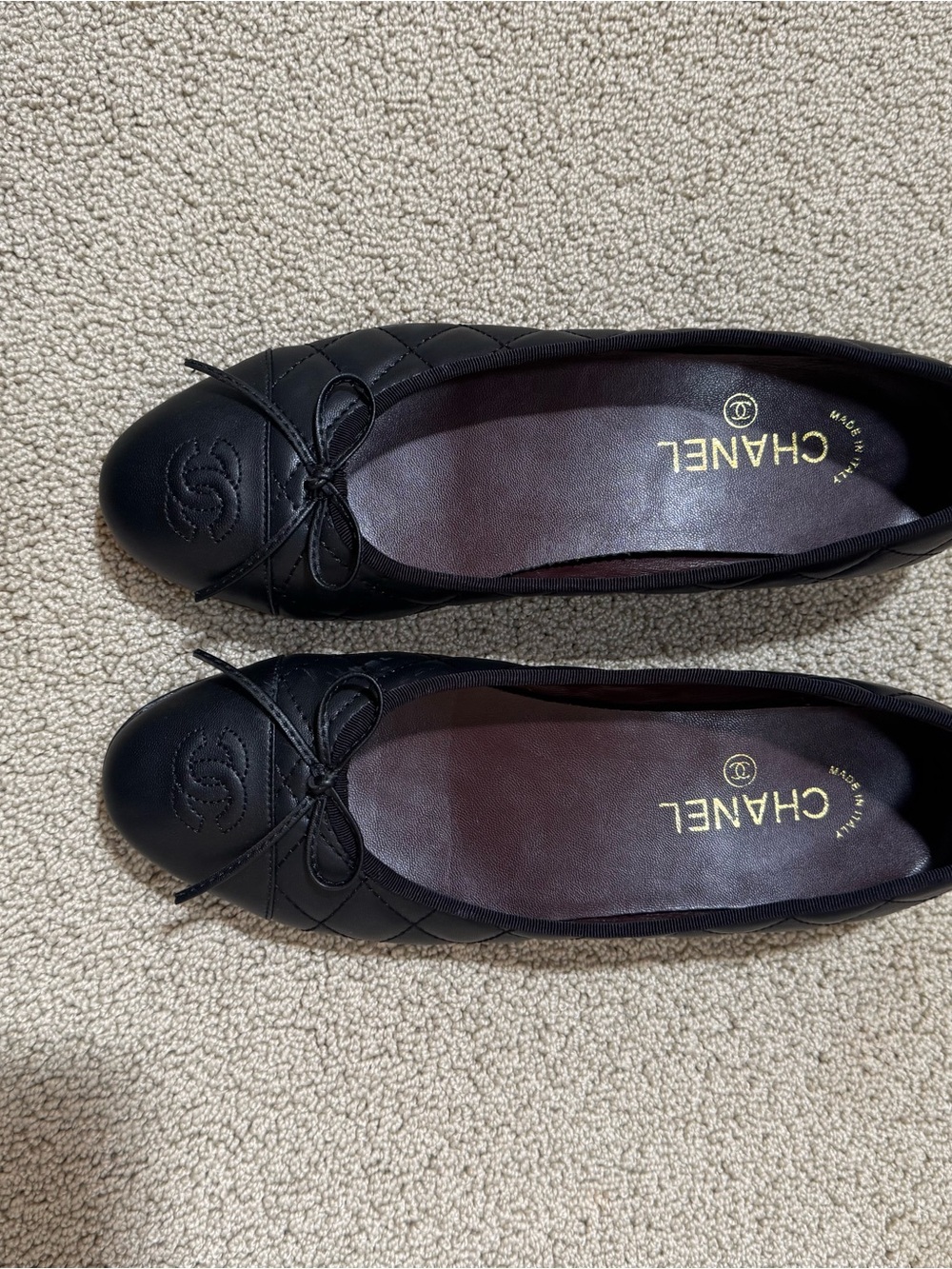 CHANEL Black Quilted Leather CC Logo Ballet Flats - Picture 2 of 10